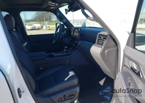 2025 Lexus Gx 550 Luxury z USA, uszkodzony, nr VIN JTJVBCDX6S5049313